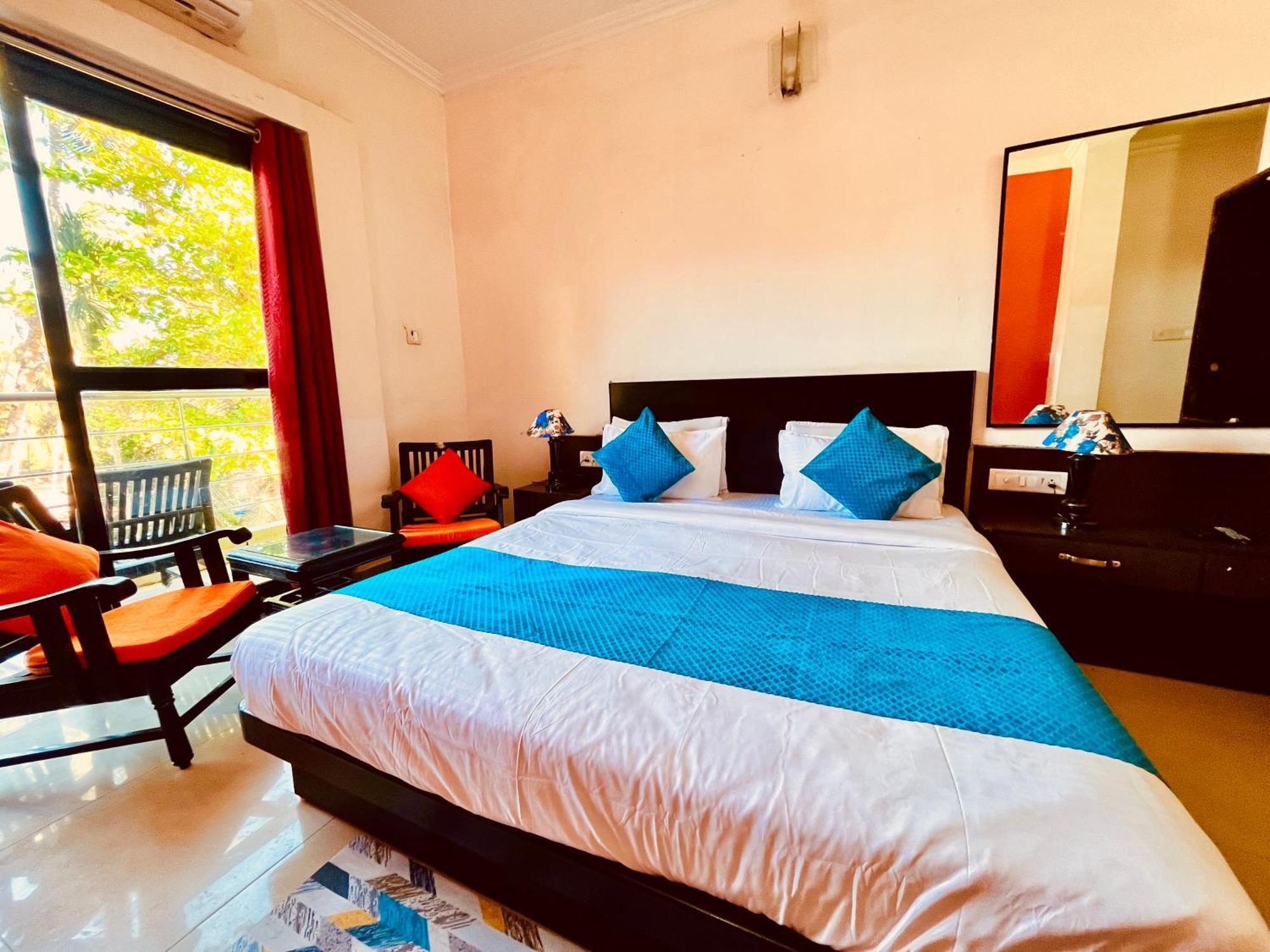 Summer Beach Resort, Goa - #Near Baga Beach #Swimming Pool #Garden #Bar #Lift #Premium Rooms #Property Of The Year #70565-84665 Calangute Exterior photo