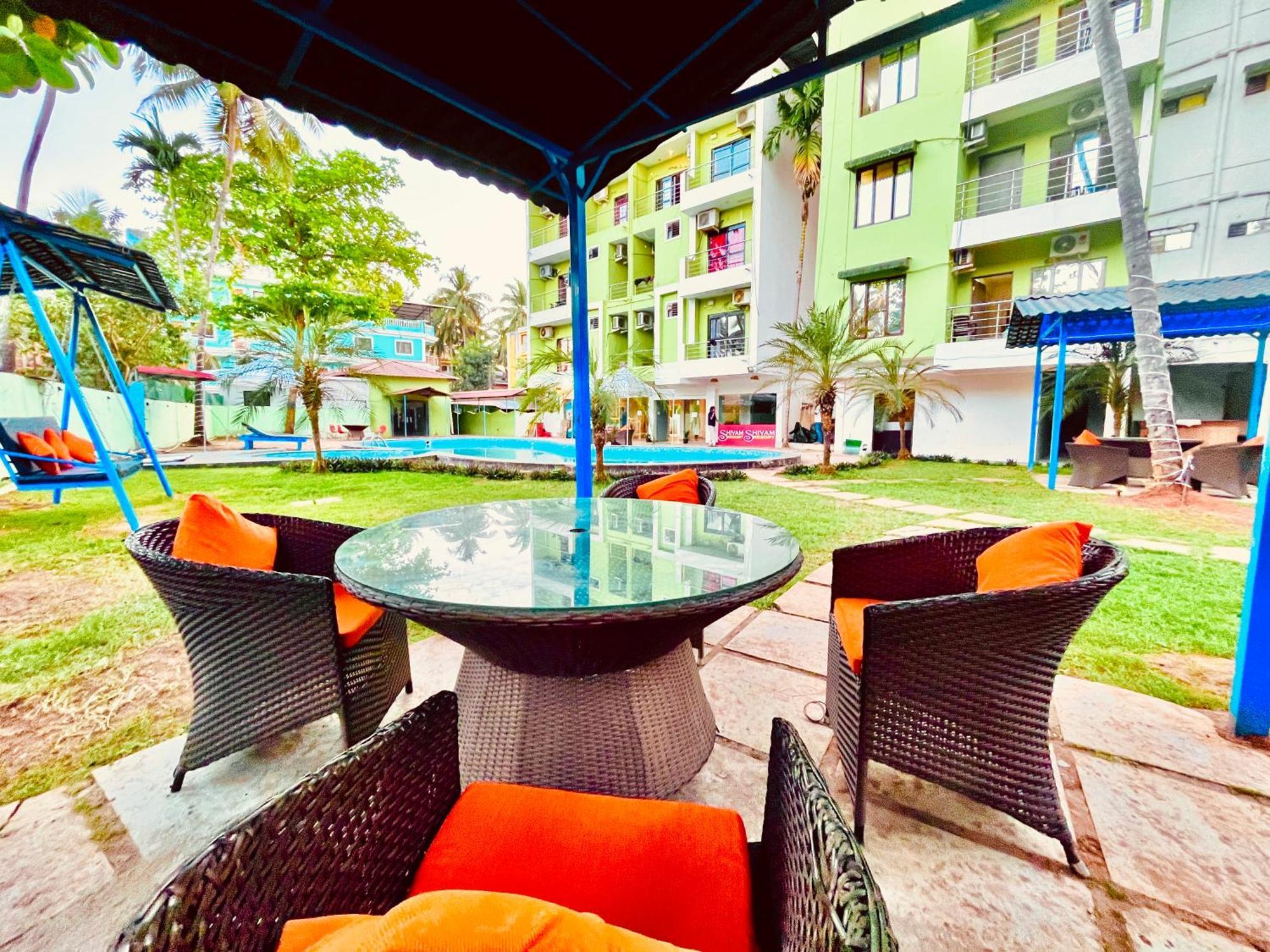 Summer Beach Resort, Goa - #Near Baga Beach #Swimming Pool #Garden #Bar #Lift #Premium Rooms #Property Of The Year #70565-84665 Calangute Exterior photo