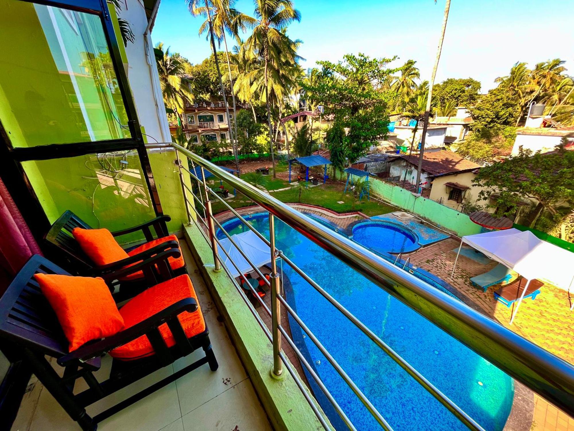 Summer Beach Resort, Goa - #Near Baga Beach #Swimming Pool #Garden #Bar #Lift #Premium Rooms #Property Of The Year #70565-84665 Calangute Exterior photo